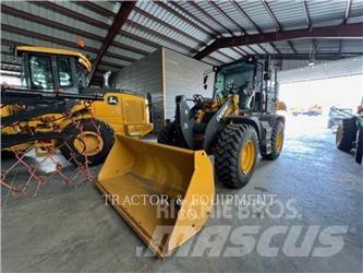 John Deere 344P لوادر بعجل