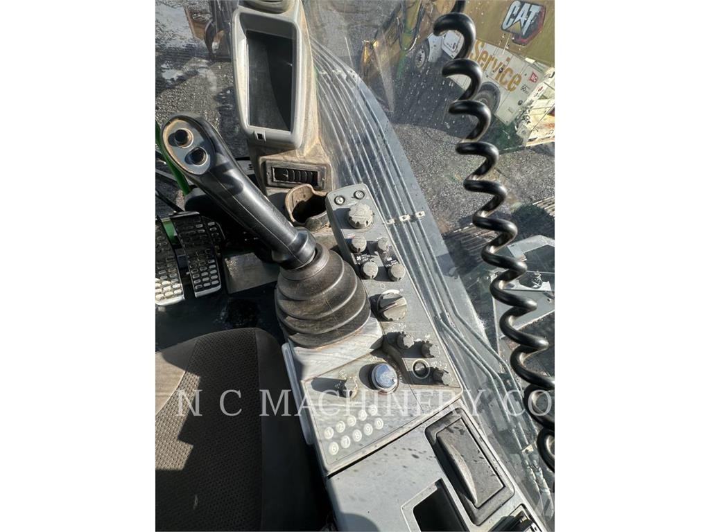 John Deere 3756G جرارات التحريج