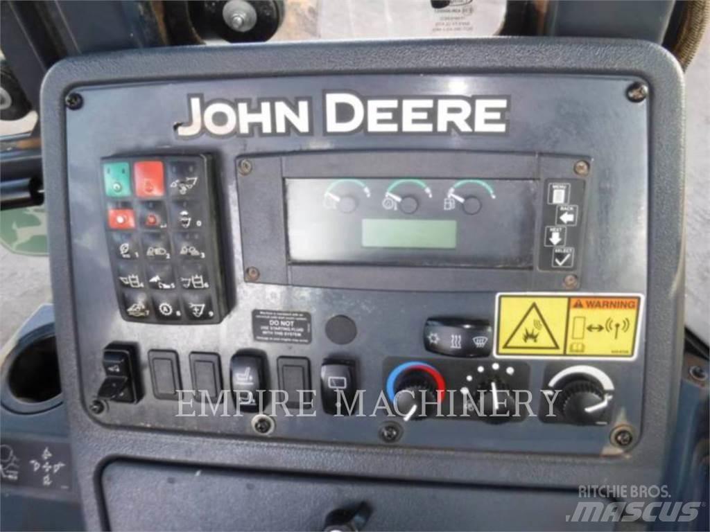 John Deere 410L لوادر ذات جرافات عكسية