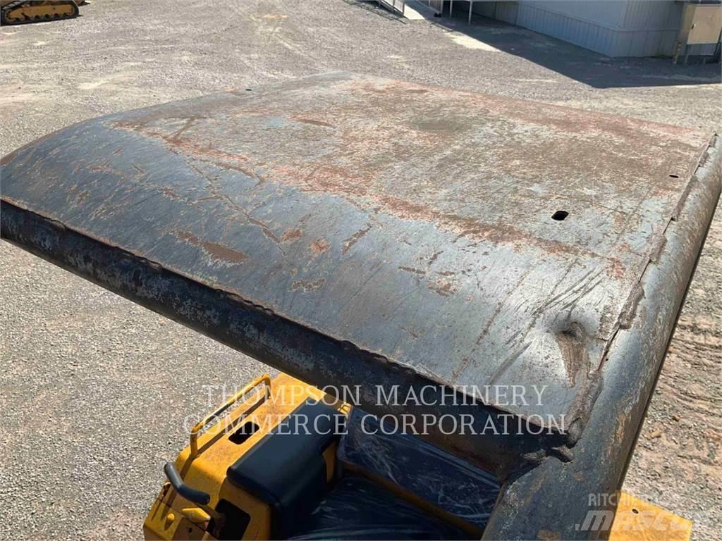 John Deere 450CC بلدوزرات مجنزرة