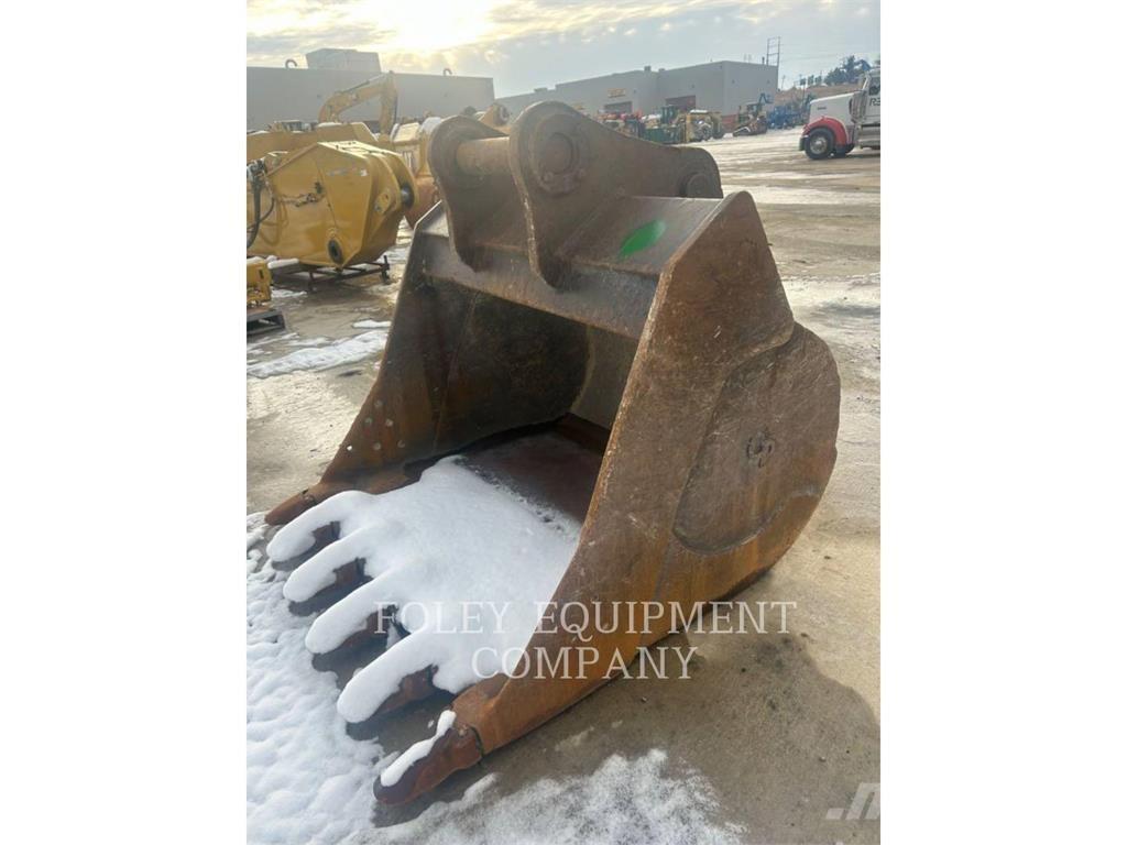 John Deere 470GLC حفارات زحافة