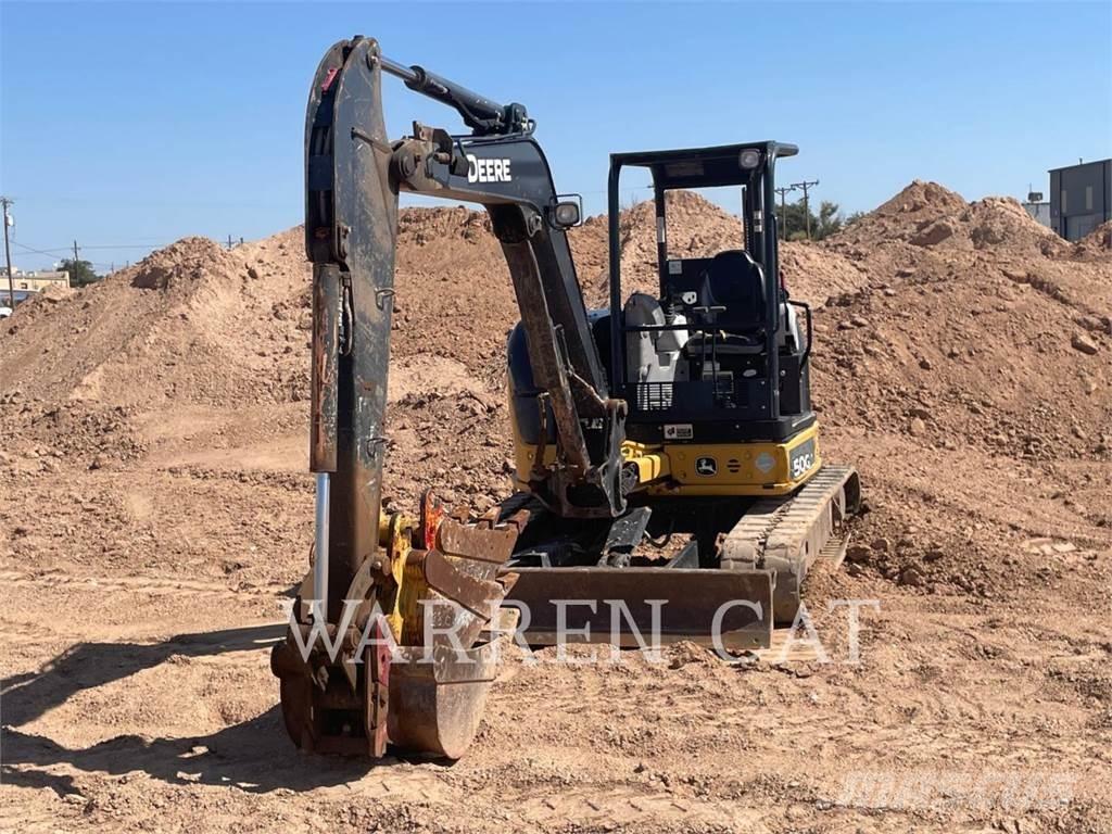 John Deere 50D حفارات زحافة