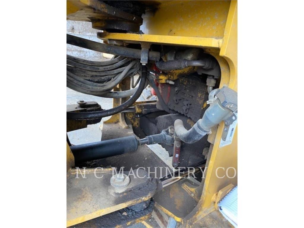 John Deere 544J لوادر بعجل