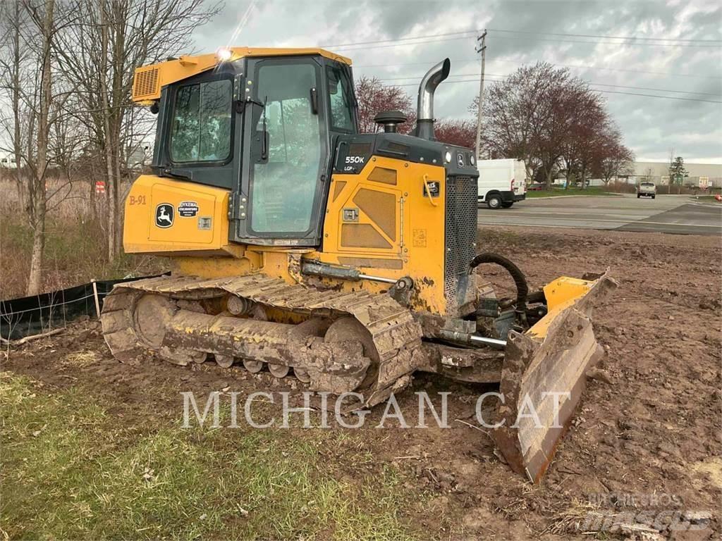 John Deere 550K LGP بلدوزرات مجنزرة