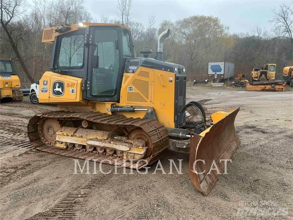 John Deere 650K LGP بلدوزرات مجنزرة