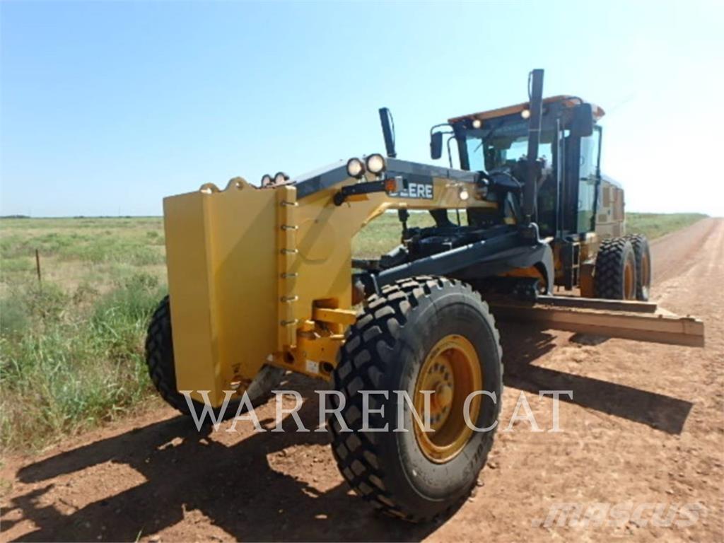 John Deere 670 معدات تمهيد الطرق