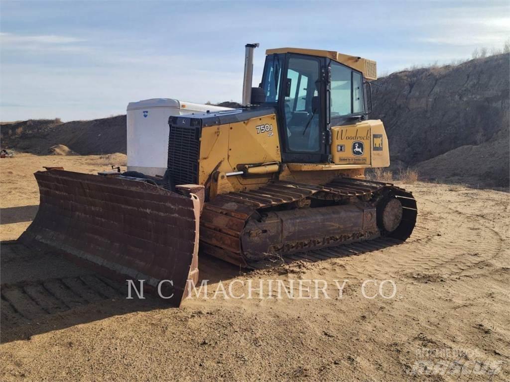 John Deere 750J LGP بلدوزرات مجنزرة