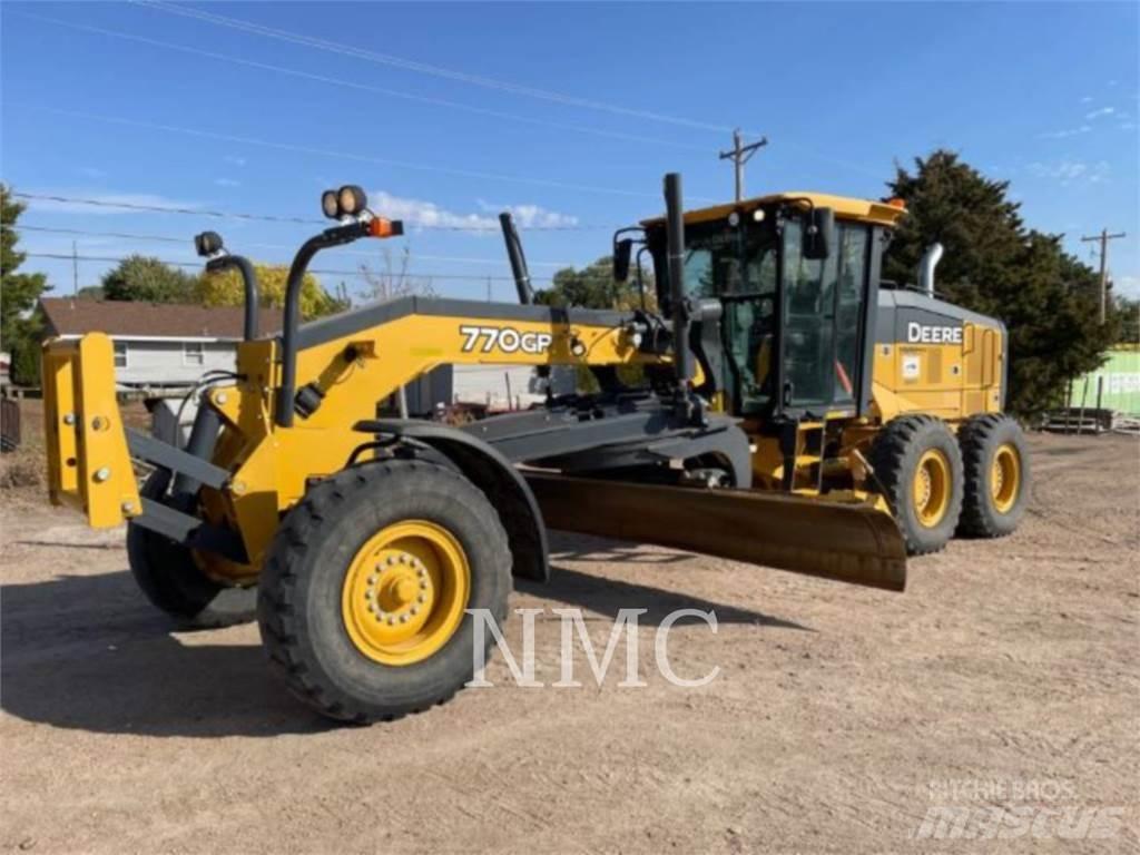 John Deere 770GP_JD معدات تمهيد الطرق