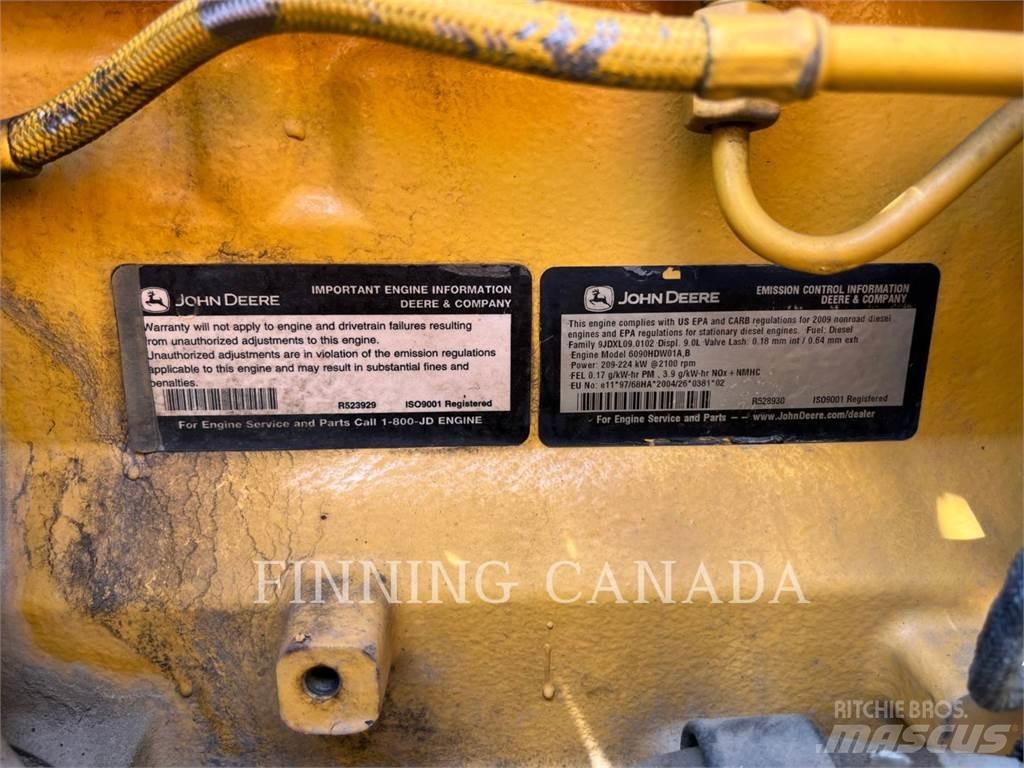 John Deere 772GP معدات تمهيد الطرق