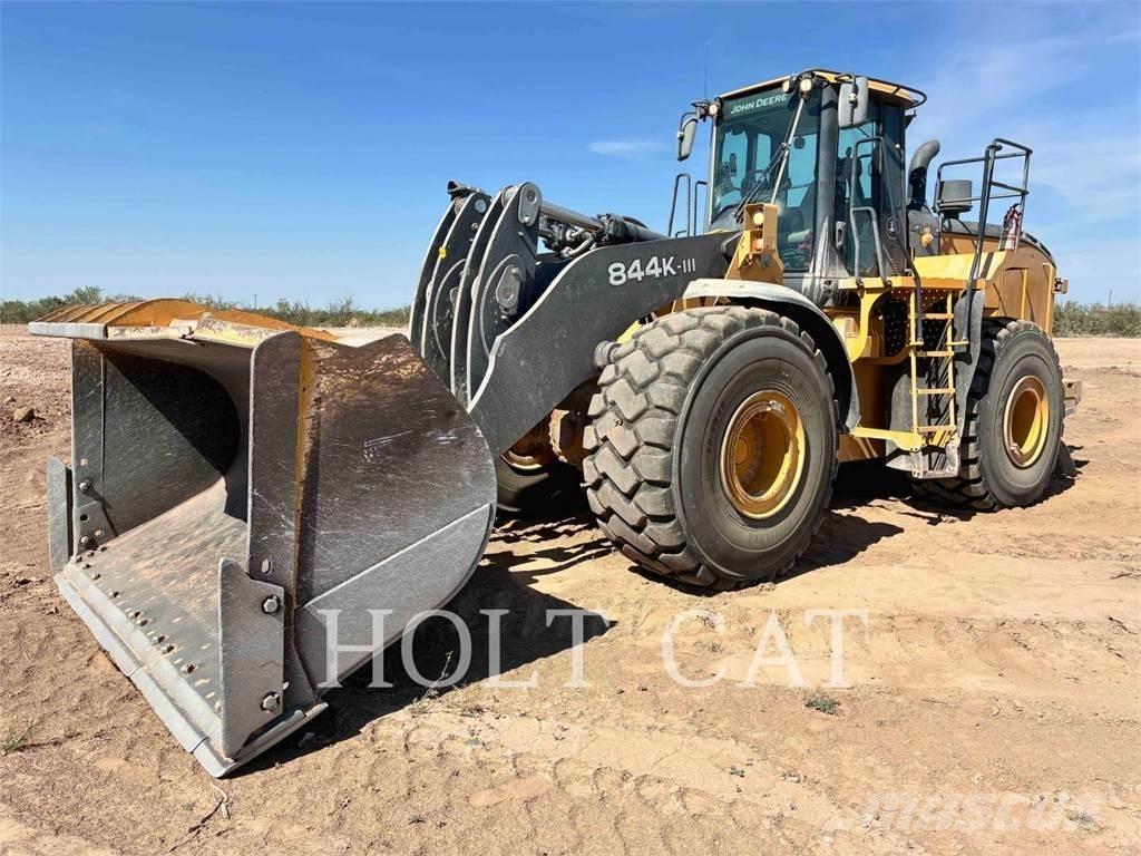 John Deere 844K III لوادر بعجل