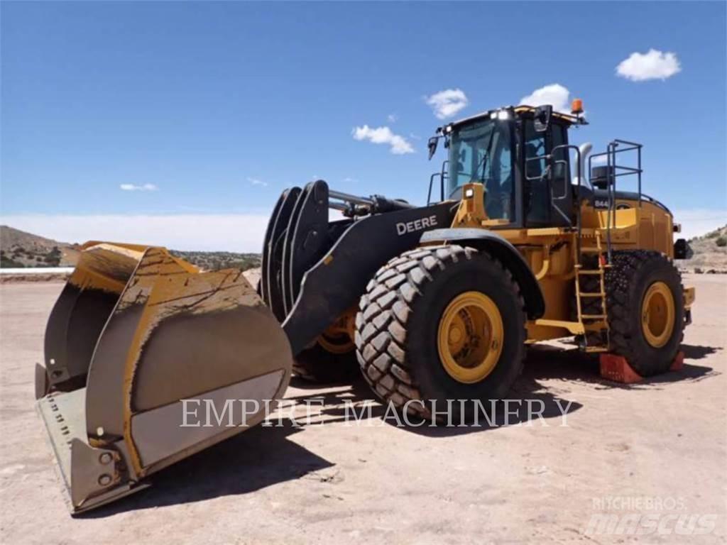 John Deere 844P لوادر بعجل