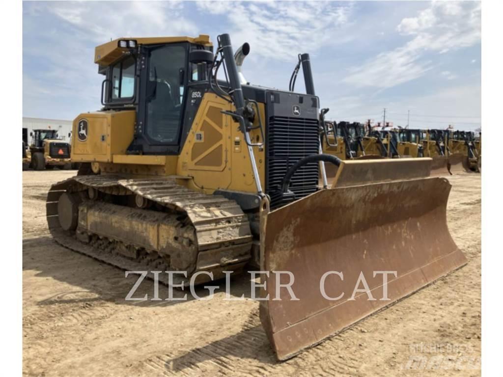 John Deere 850L WLT بلدوزرات مجنزرة