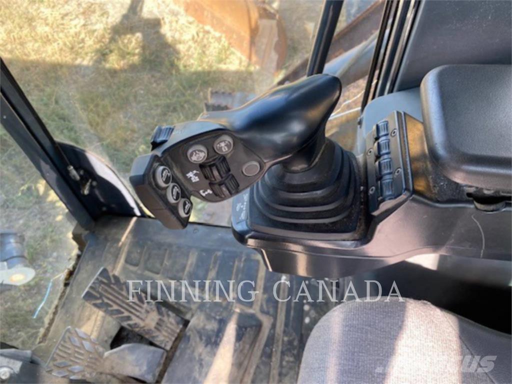 John Deere 870GP معدات تمهيد الطرق