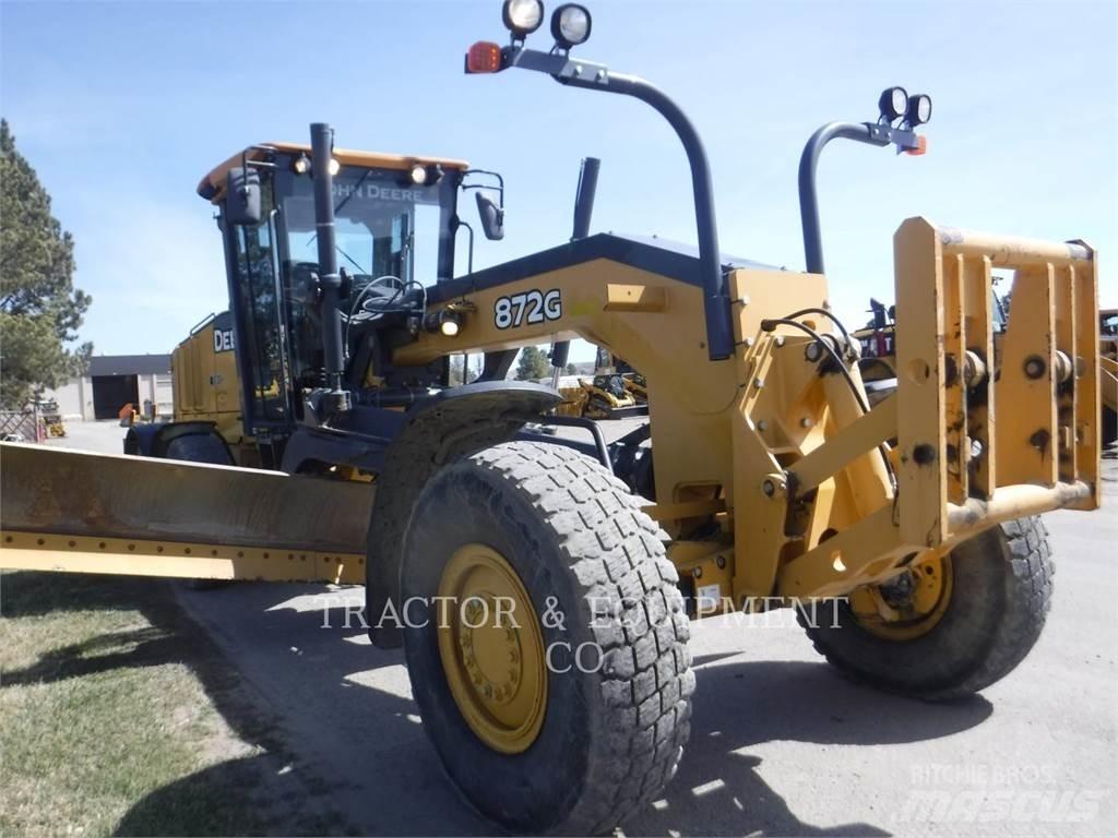 John Deere 872G معدات تمهيد الطرق