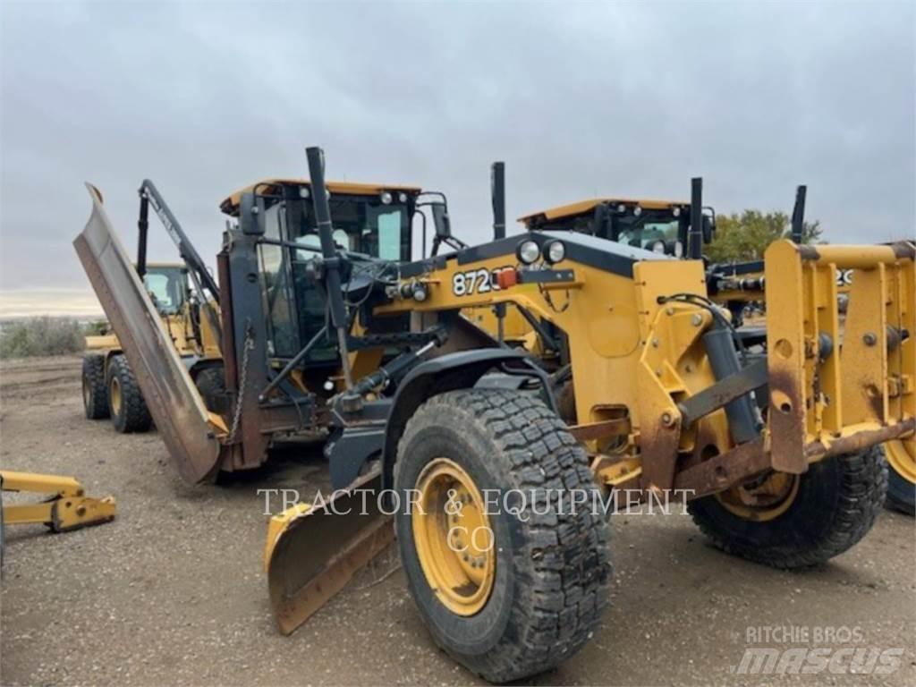 John Deere 872GP معدات تمهيد الطرق