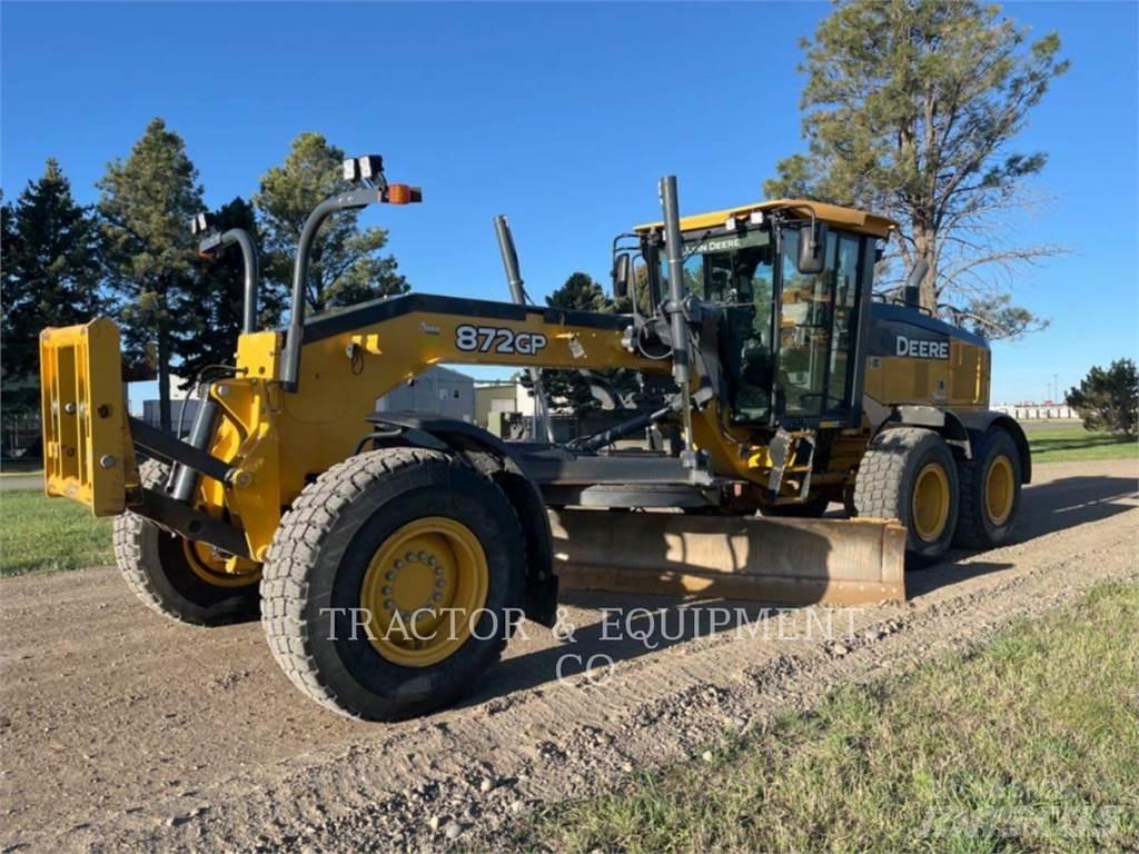 John Deere 872GP معدات تمهيد الطرق