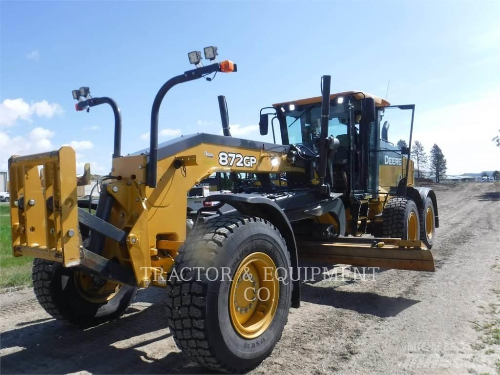 John Deere 872GP معدات تمهيد الطرق