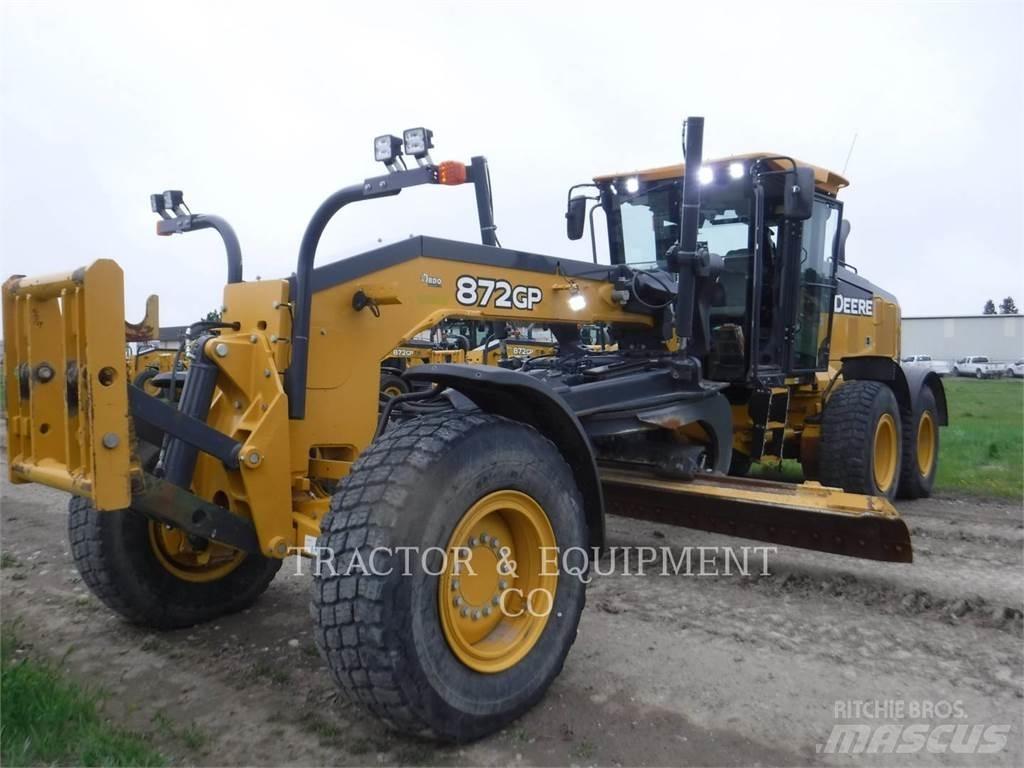 John Deere 872GP معدات تمهيد الطرق
