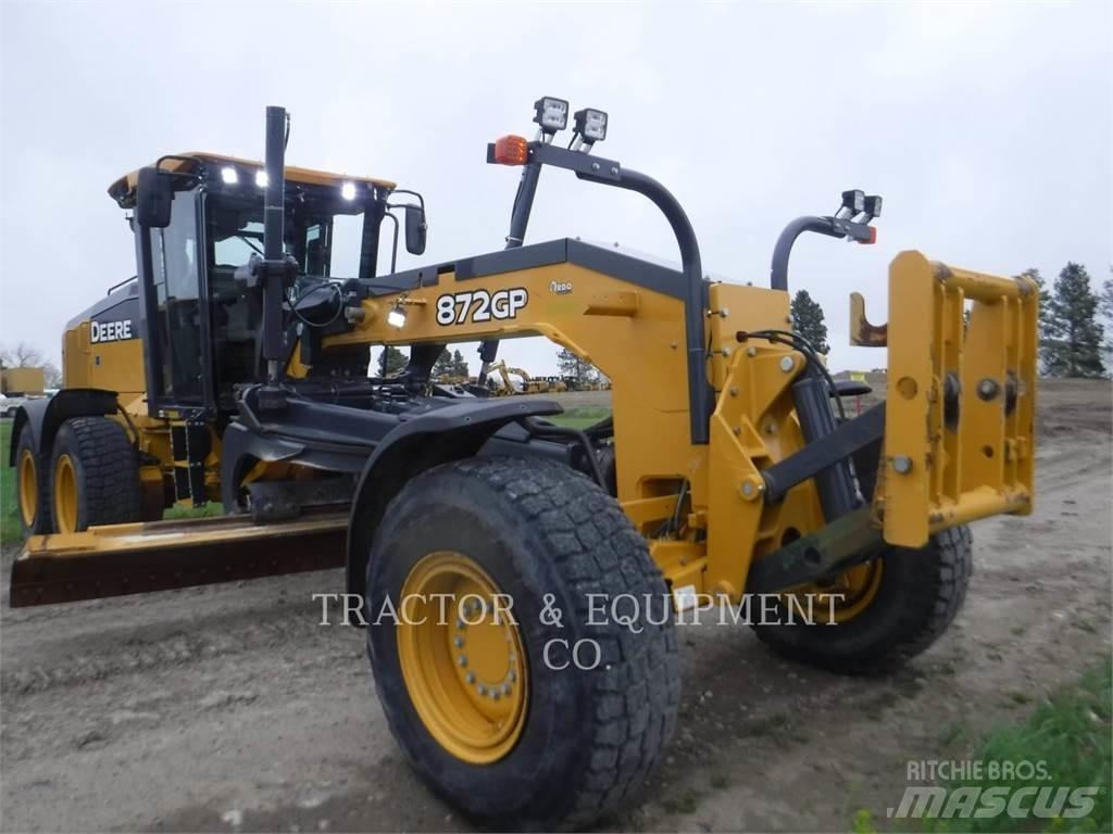 John Deere 872GP معدات تمهيد الطرق