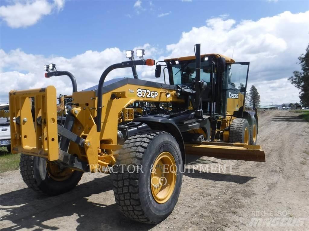 John Deere 872GP معدات تمهيد الطرق