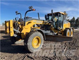 John Deere 872GP معدات تمهيد الطرق