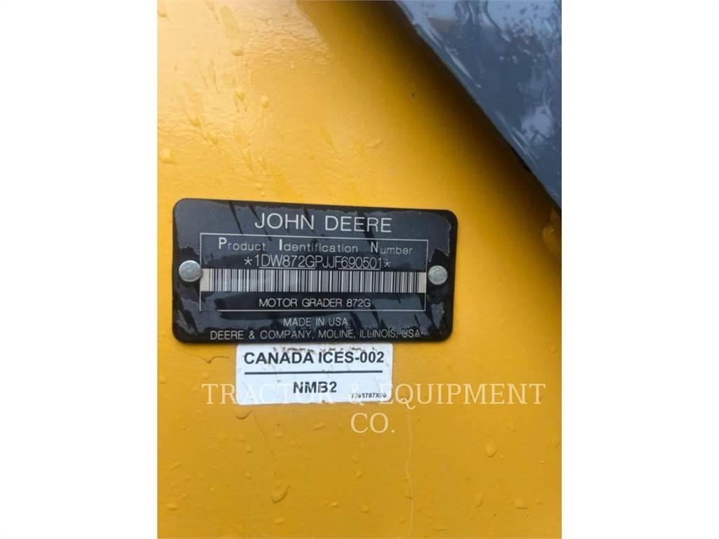 John Deere 872GP معدات تمهيد الطرق