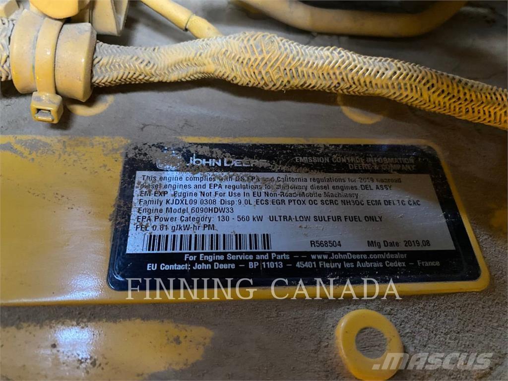 John Deere 872GP معدات تمهيد الطرق