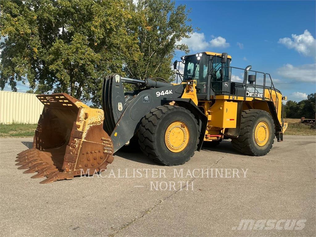 John Deere 944K لوادر بعجل