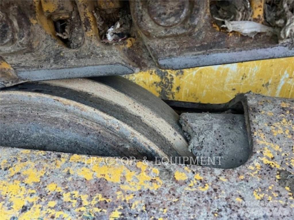 John Deere 950K بلدوزرات مجنزرة