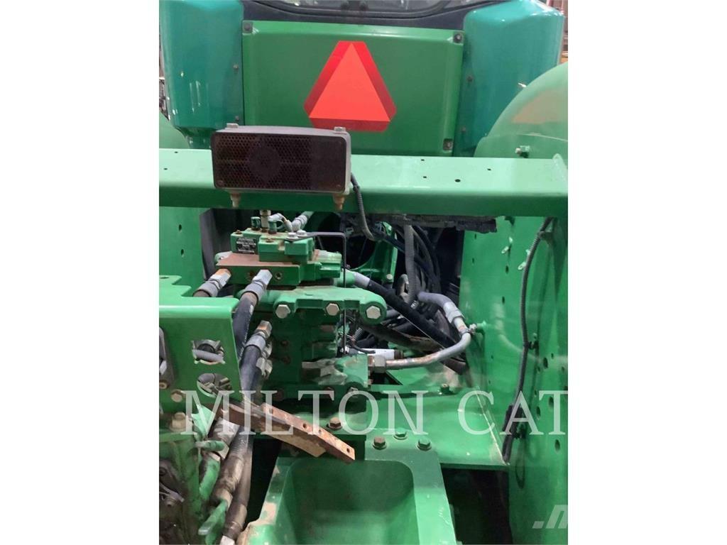 John Deere 9560R الجرارات