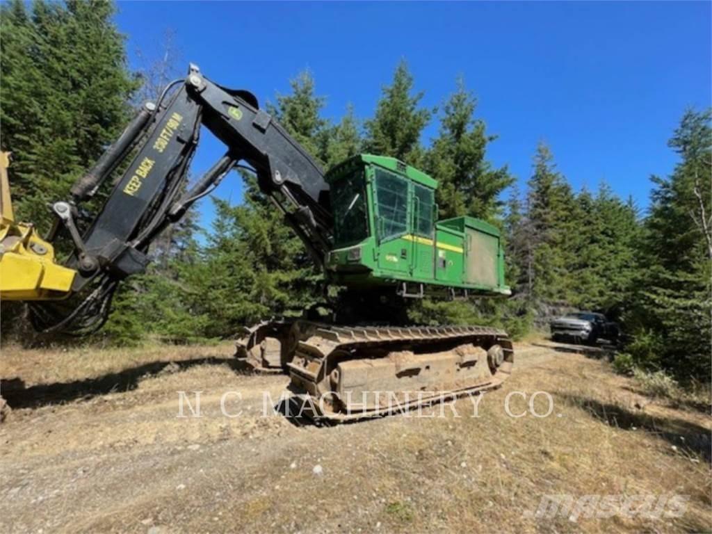 John Deere 959K جرارات التحريج