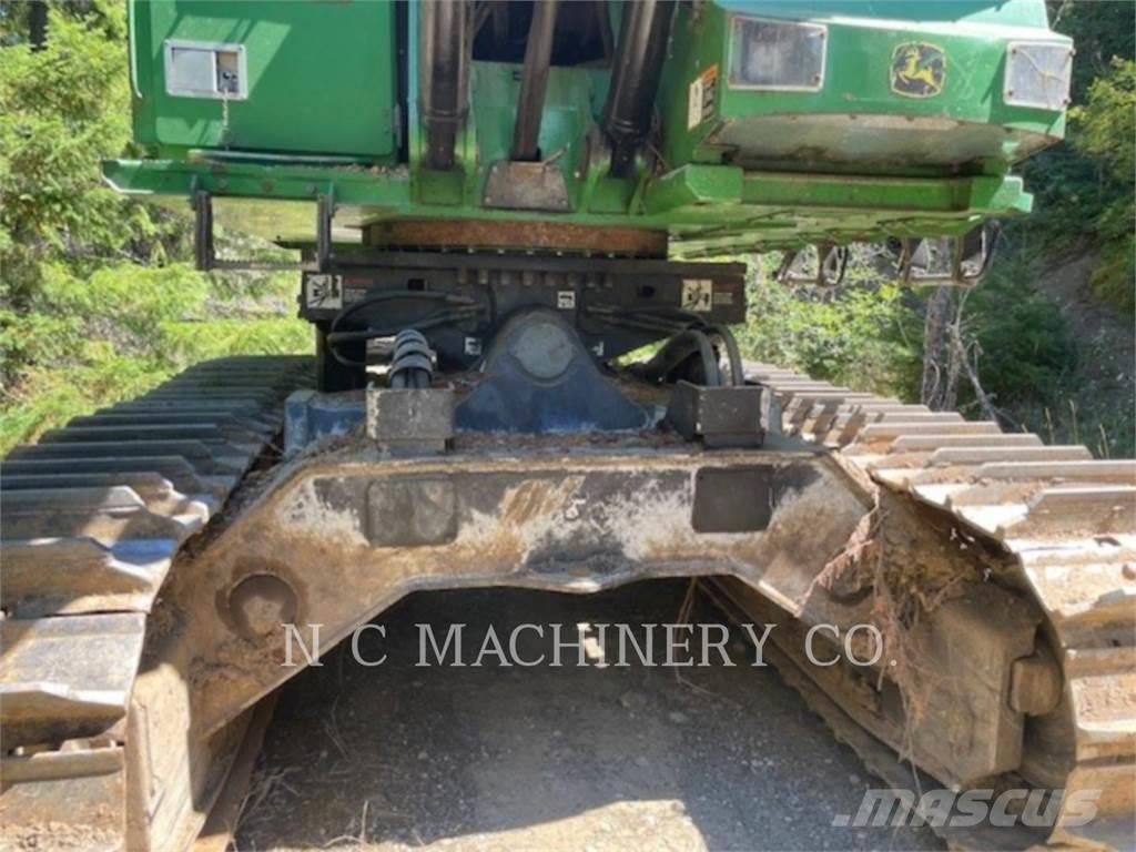 John Deere 959K جرارات التحريج