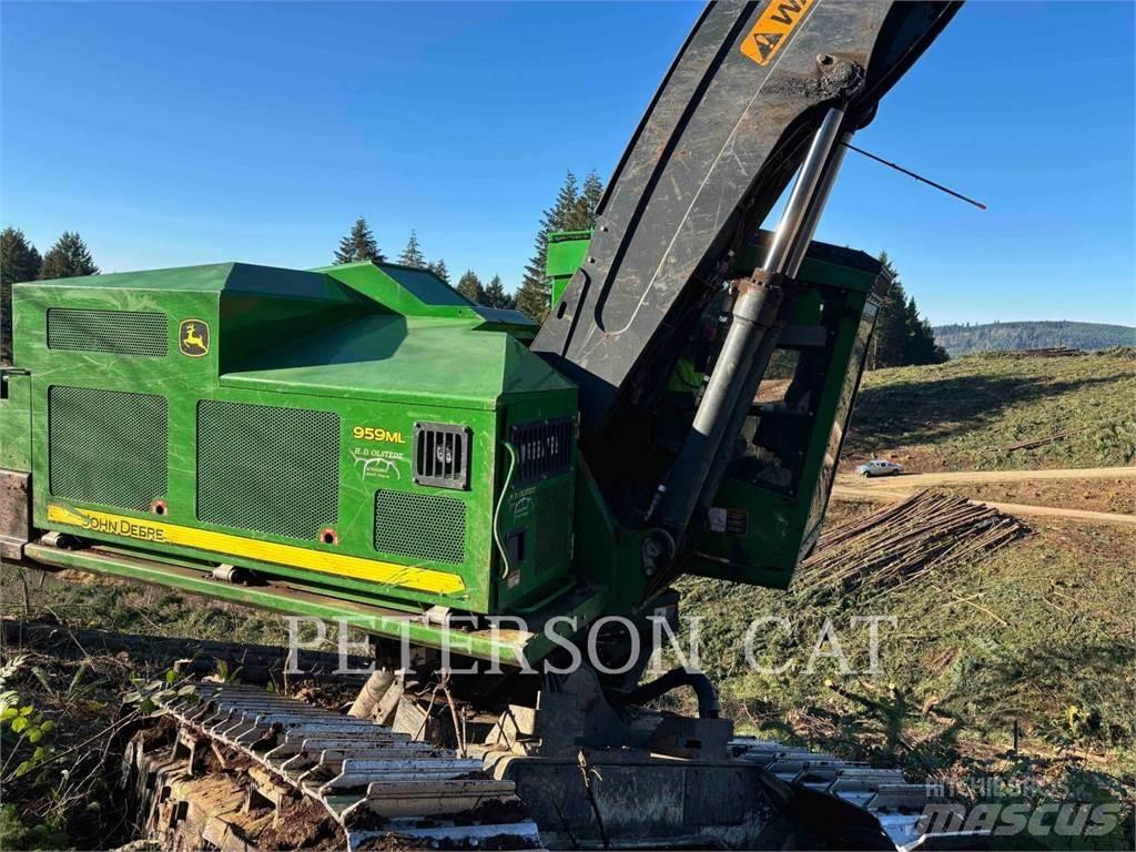 John Deere 959ML قاطعات وناقلات الأشجار