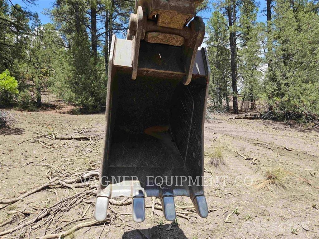 John Deere & CO. 160G حفارات زحافة