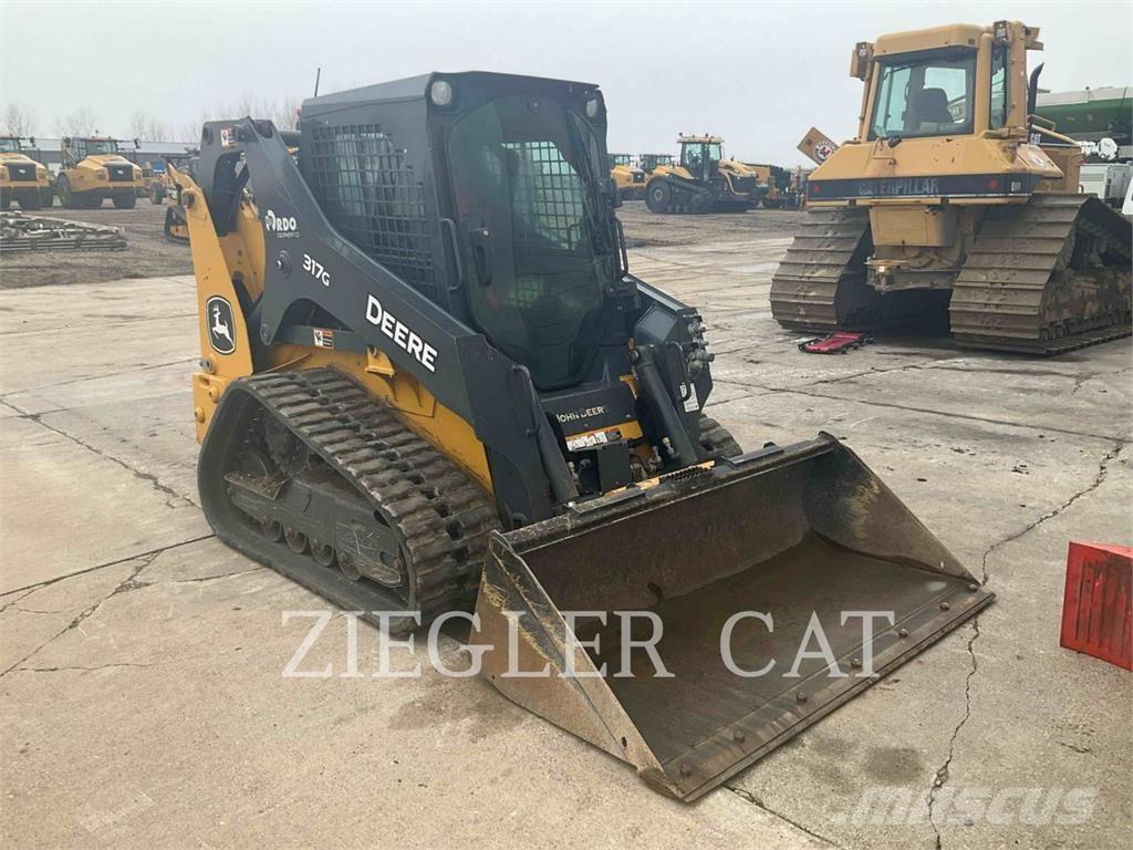 John Deere & CO. 317G لوادر زحافة