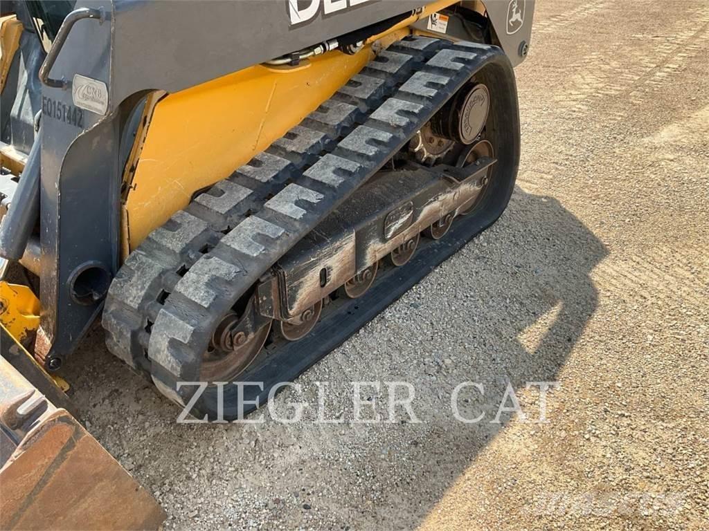 John Deere & CO. 323D لوادر زحافة
