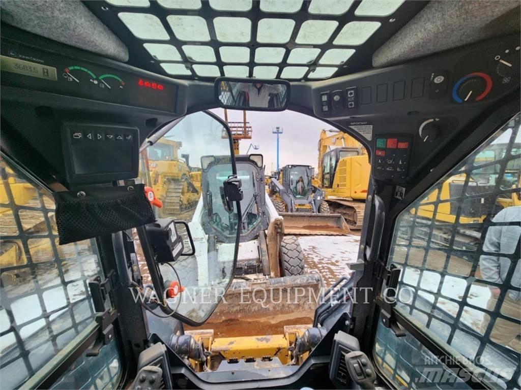 John Deere & CO. 324G لوادر انزلاقية التوجيه