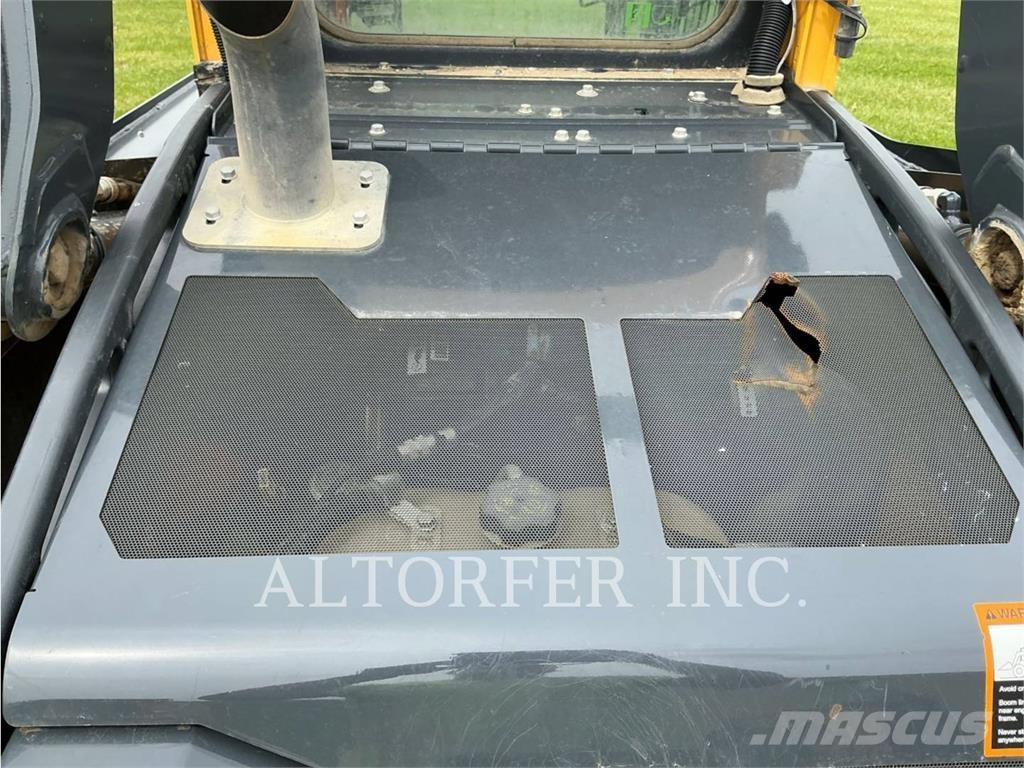 John Deere & CO. 325G لوادر انزلاقية التوجيه