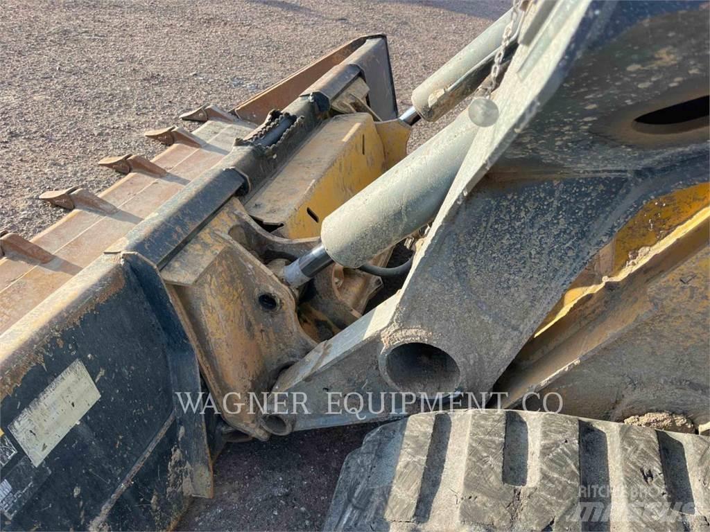 John Deere & CO. 331G لوادر زحافة
