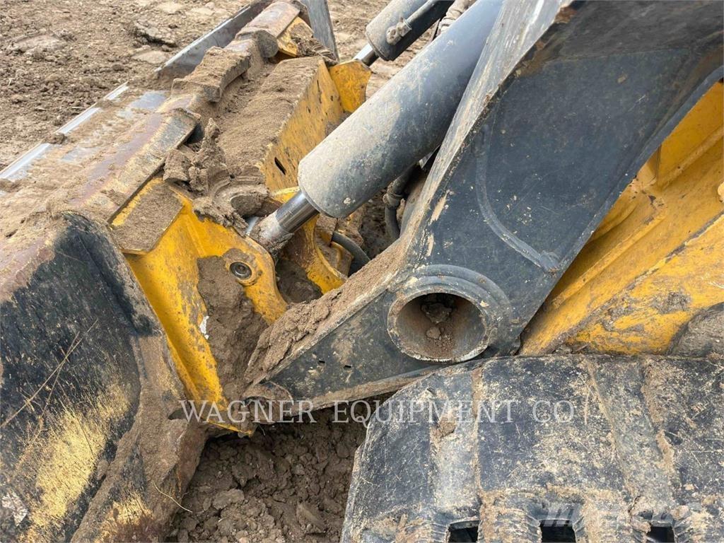 John Deere & CO. 333G لوادر زحافة