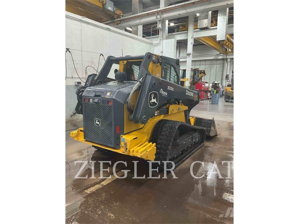 John Deere & CO. 333G لوادر زحافة