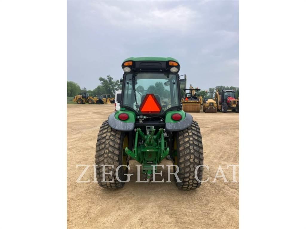 John Deere & CO. 4066R الجرارات
