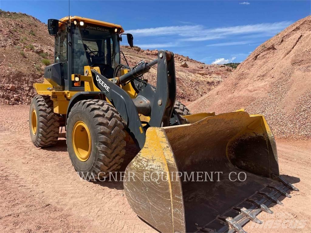 John Deere & CO. 544P لوادر بعجل
