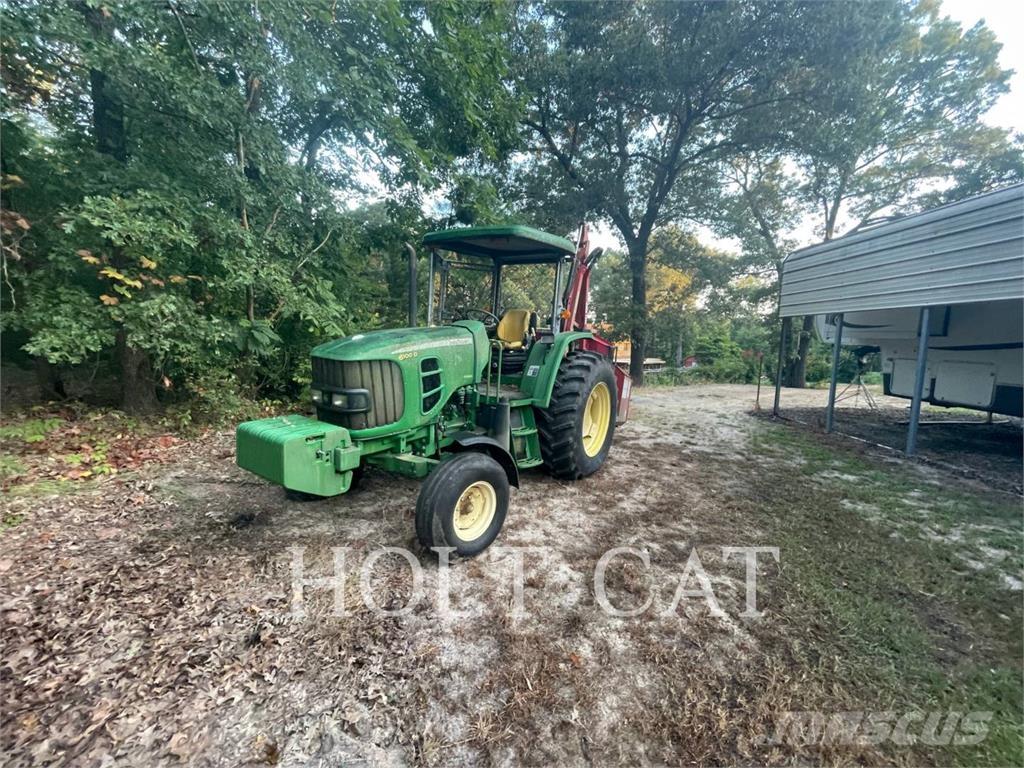 John Deere & CO. 6100D الجرارات