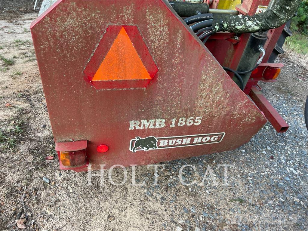 John Deere & CO. 6100D الجرارات