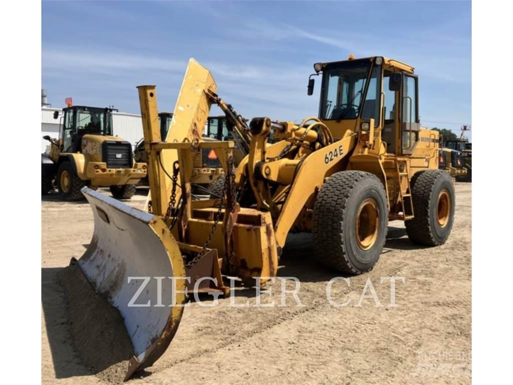 John Deere & CO. 624E لوادر بعجل