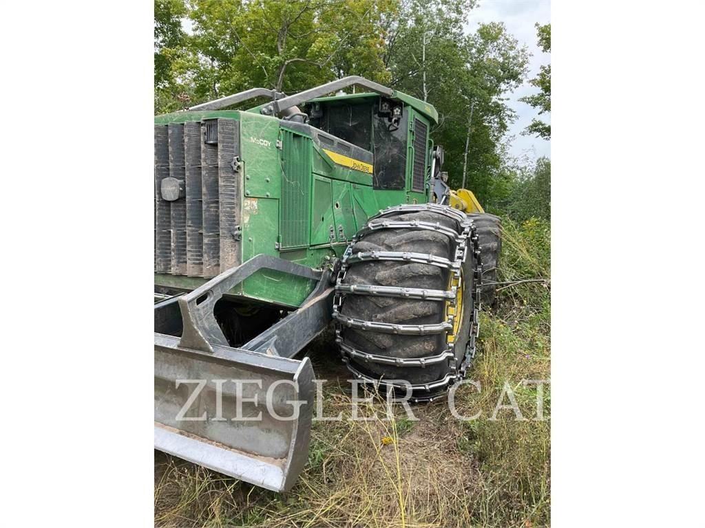 John Deere & CO. 748L جرارات التحريج