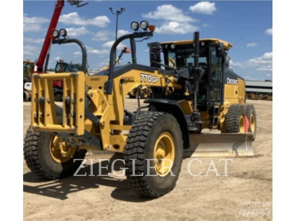 John Deere & CO. 770_AO معدات تمهيد الطرق