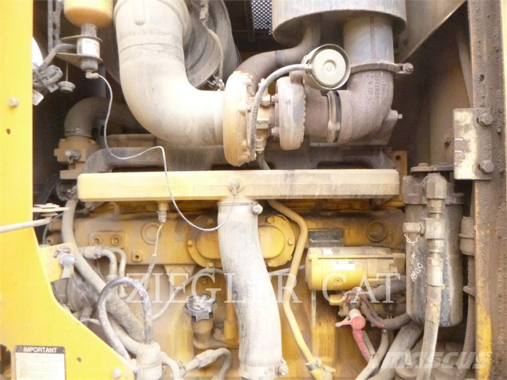 John Deere & CO. 770D بلدوزرات مجنزرة