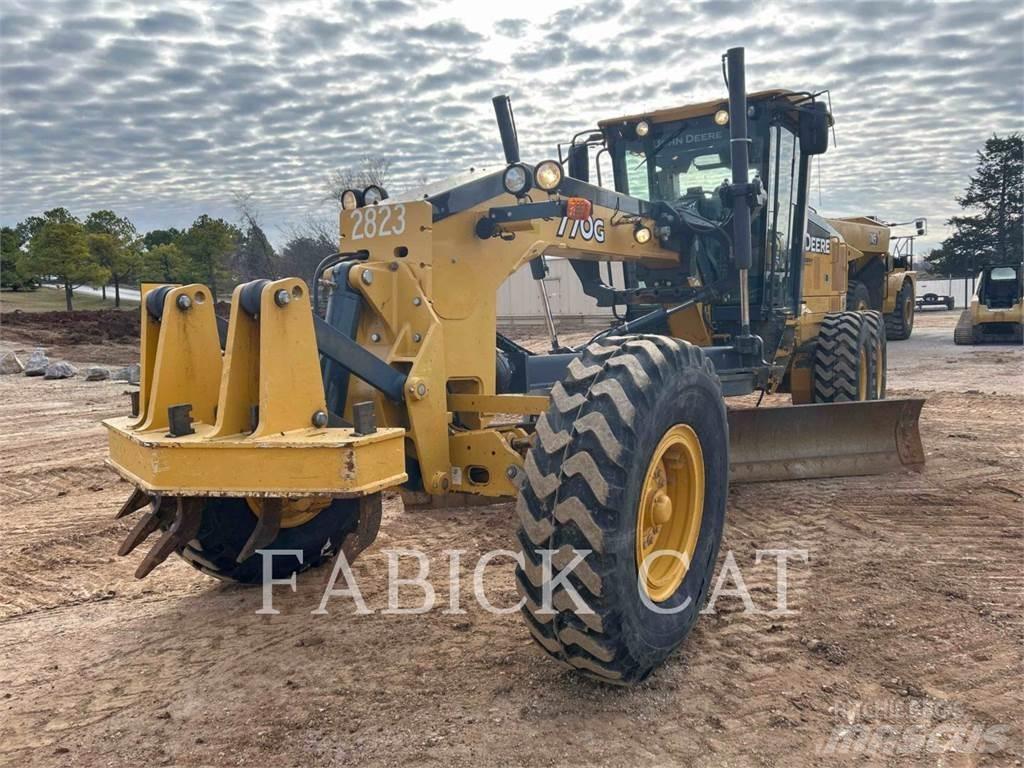 John Deere & CO. 770G معدات تمهيد الطرق